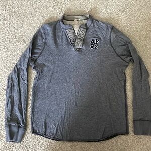 Men’s Abercrombie and Fitch
VINTAGE early 2000’s